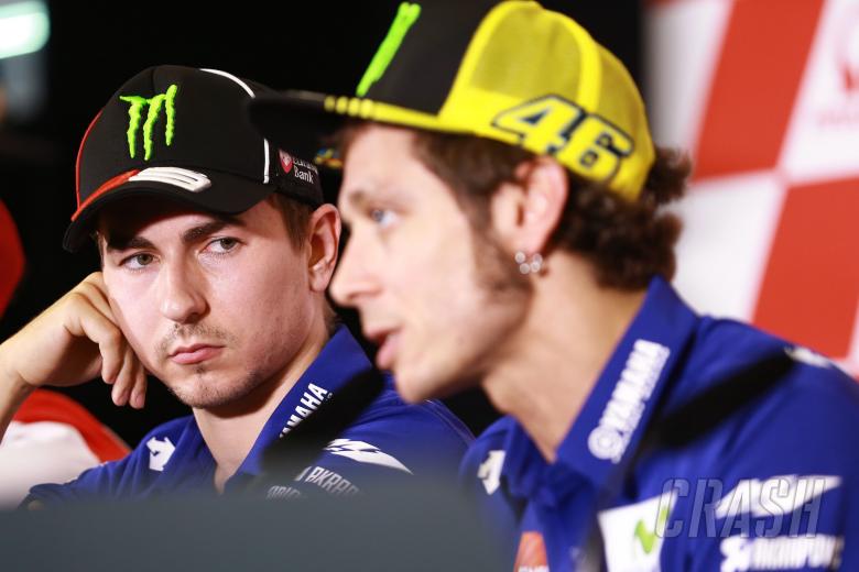 valentino rossi vs jorge lorenzo data war remembered as two ducatis vie for motogp title