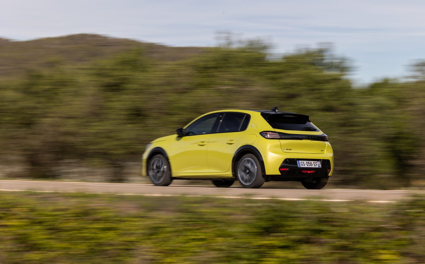 e-208, electric car, first drive, hatchback, peugeot, review, supermini, peugeot 208 and e-208 review 2023: bright future for updated supermini?