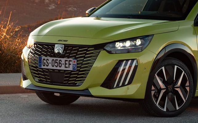 e-208, electric car, first drive, hatchback, peugeot, review, supermini, peugeot 208 and e-208 review 2023: bright future for updated supermini?