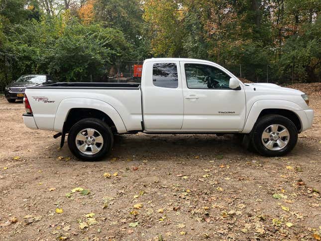 at $15,250, will this 2010 toyota tacoma trd take the win?