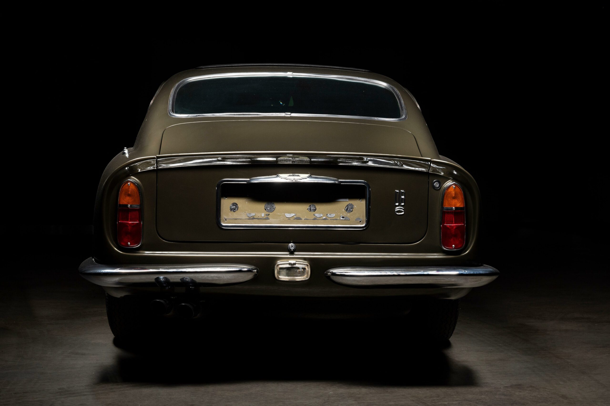 1967 Aston Martin DB6 Saloon, Aston Martin, Aston Martin DB6