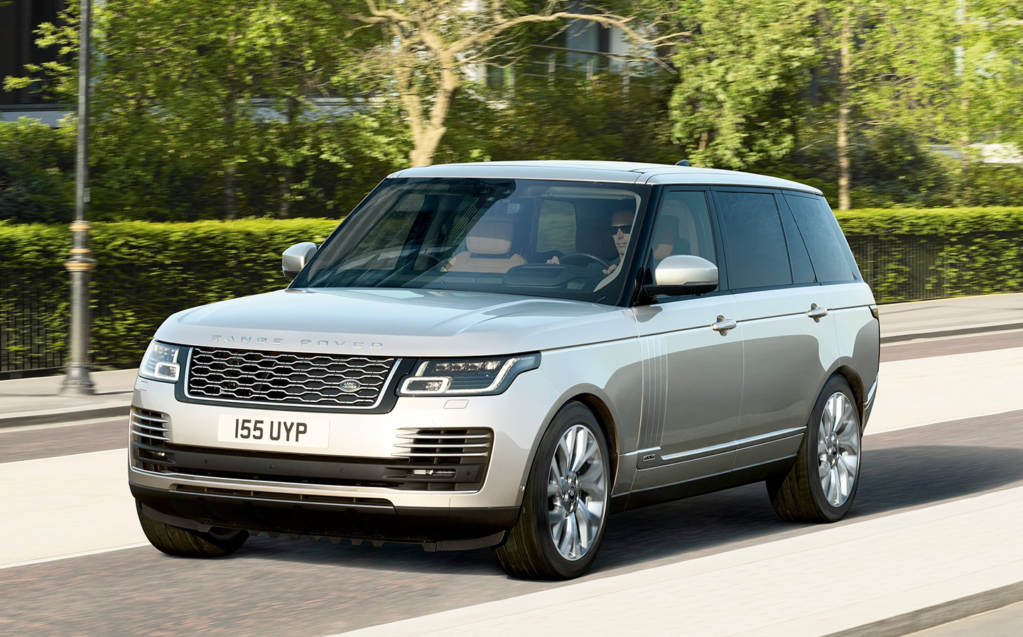 JLR offers free security upgrade to tackle high proportion of Land Rover thefts