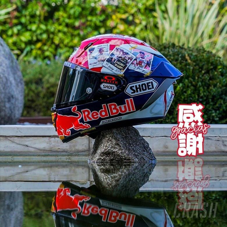 marc marquez unveils special honda tribute helmet for valencia motogp