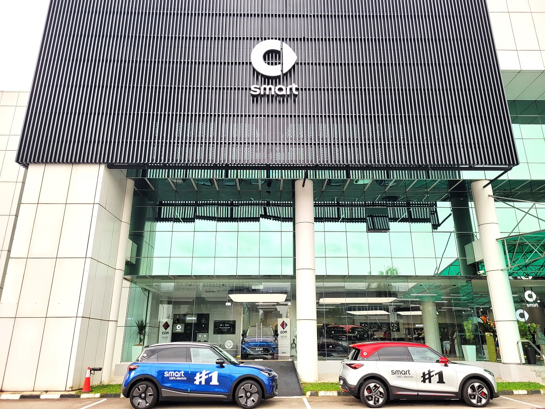 3s centre, dealership, edaran otomobil nasional, malaysia, smart, smart malaysia, eon smart 3s dealership in glenmarie now officially open