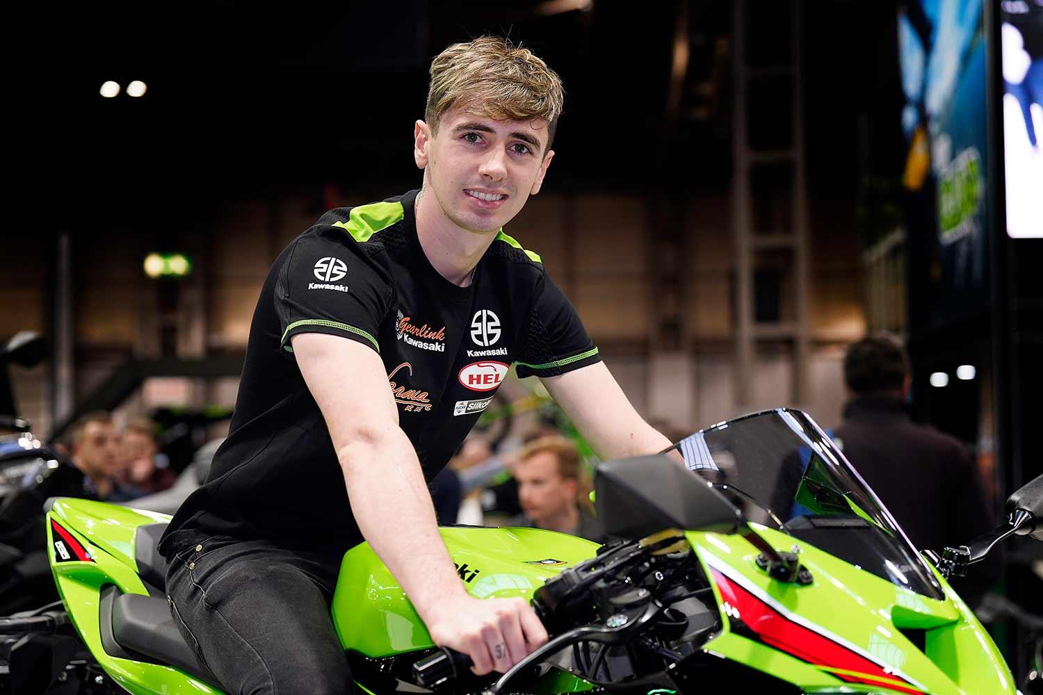 BSB: Bradley Perie returns to Supersport class with Gearlink Kawasaki