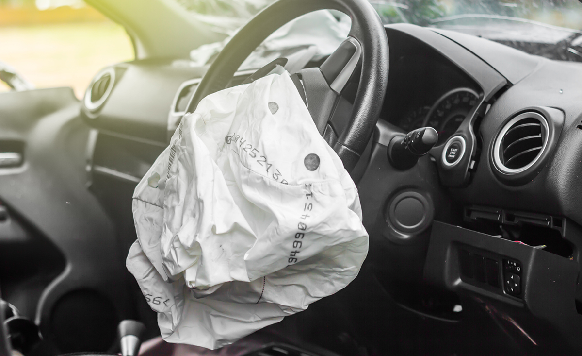 airbag, car crash, masterdrive, how to maximise airbag safety
