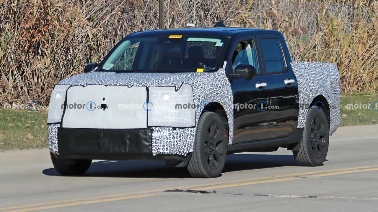 ford maverick spy shots suggest high-performance model on the way