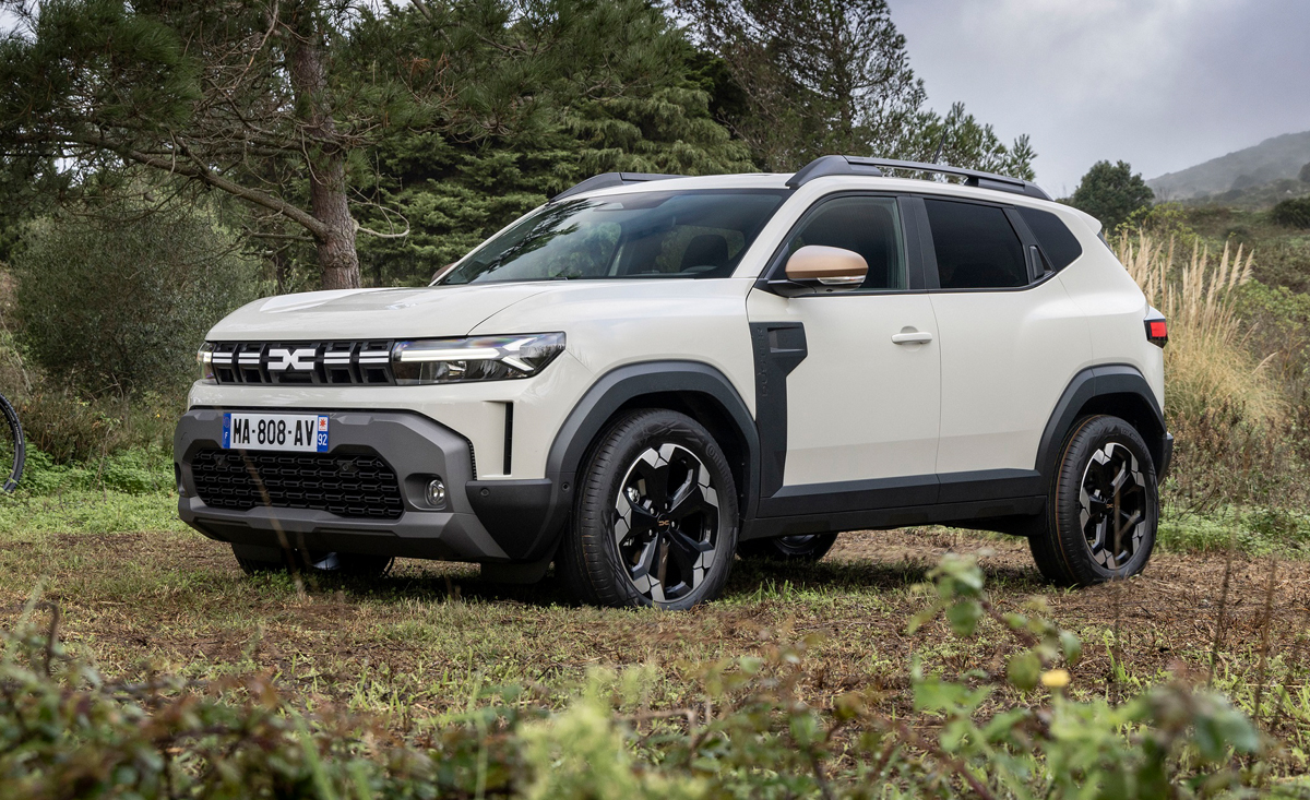 dacia, renault, renault duster, next-generation renault duster revealed – rugged redesign, hybrid engines, and new equipment